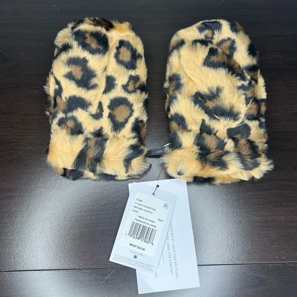 UGG KIDS FAUX FUR TRAPPER W EARS NATURAL SPOTTY 4-6yrs - Picture 6 of 6